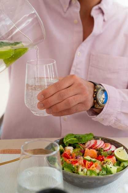 Что нужно учитывать при выборе минеральной воды после еды?